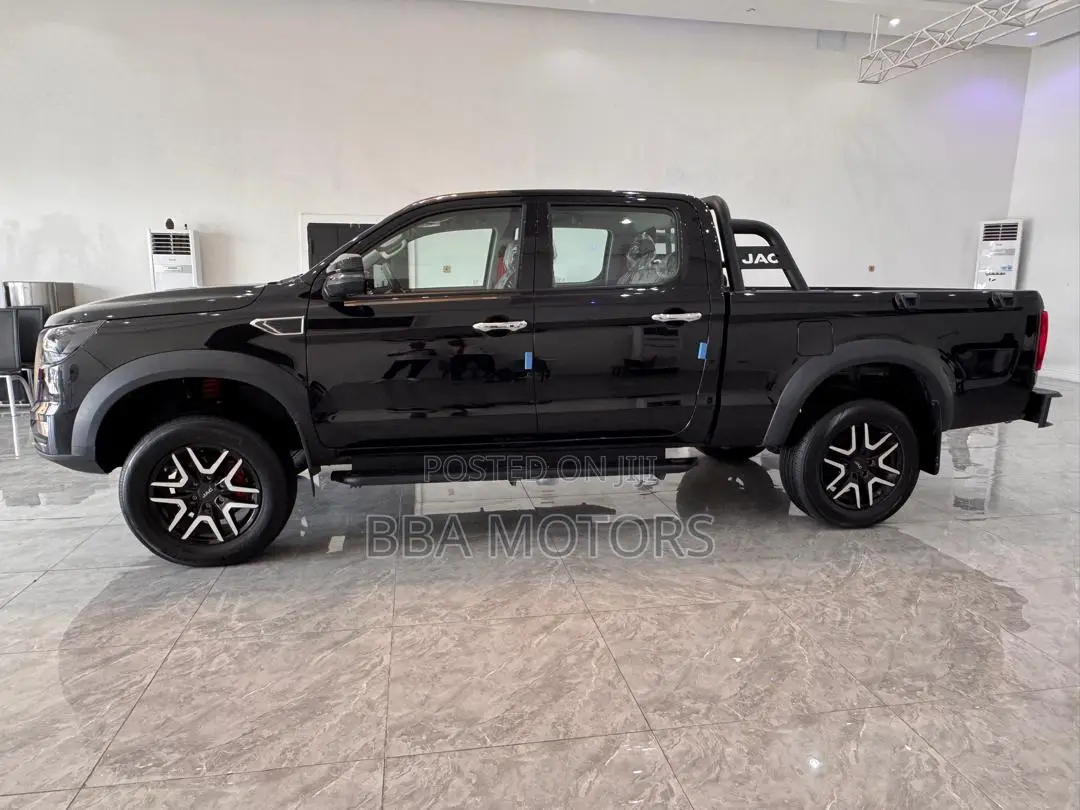 New JAC T6 2025 Black