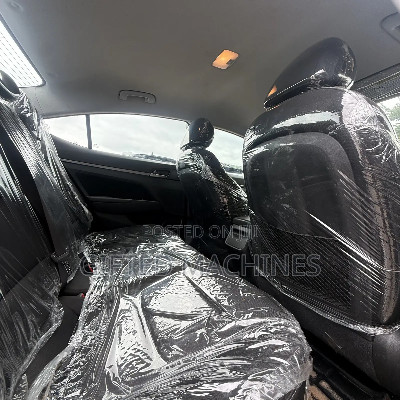 Hyundai Elantra 2019 White