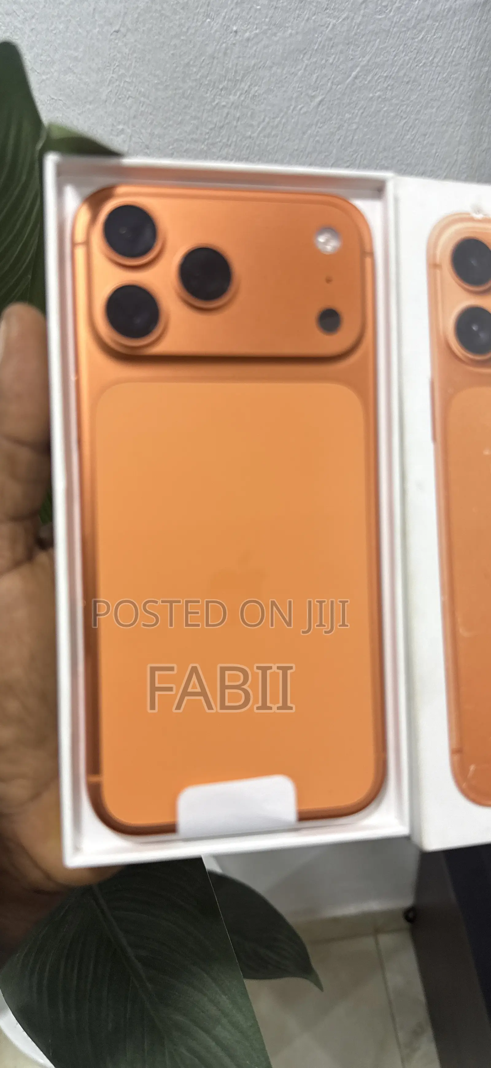 New Apple iPhone 17 Pro Max 256 GB Orange