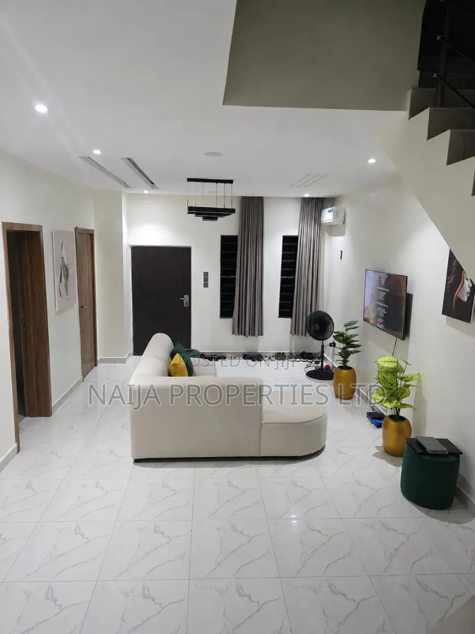 Furnished 2bdrm Townhouse / Terrace in Blenco, Sangotedo for rent