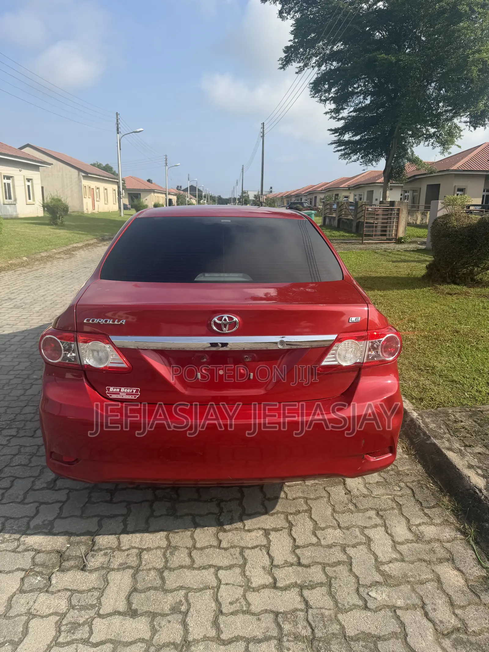 Toyota Corolla LE 4dr Sedan (1.8L 4cyl 4A) 2012 Red