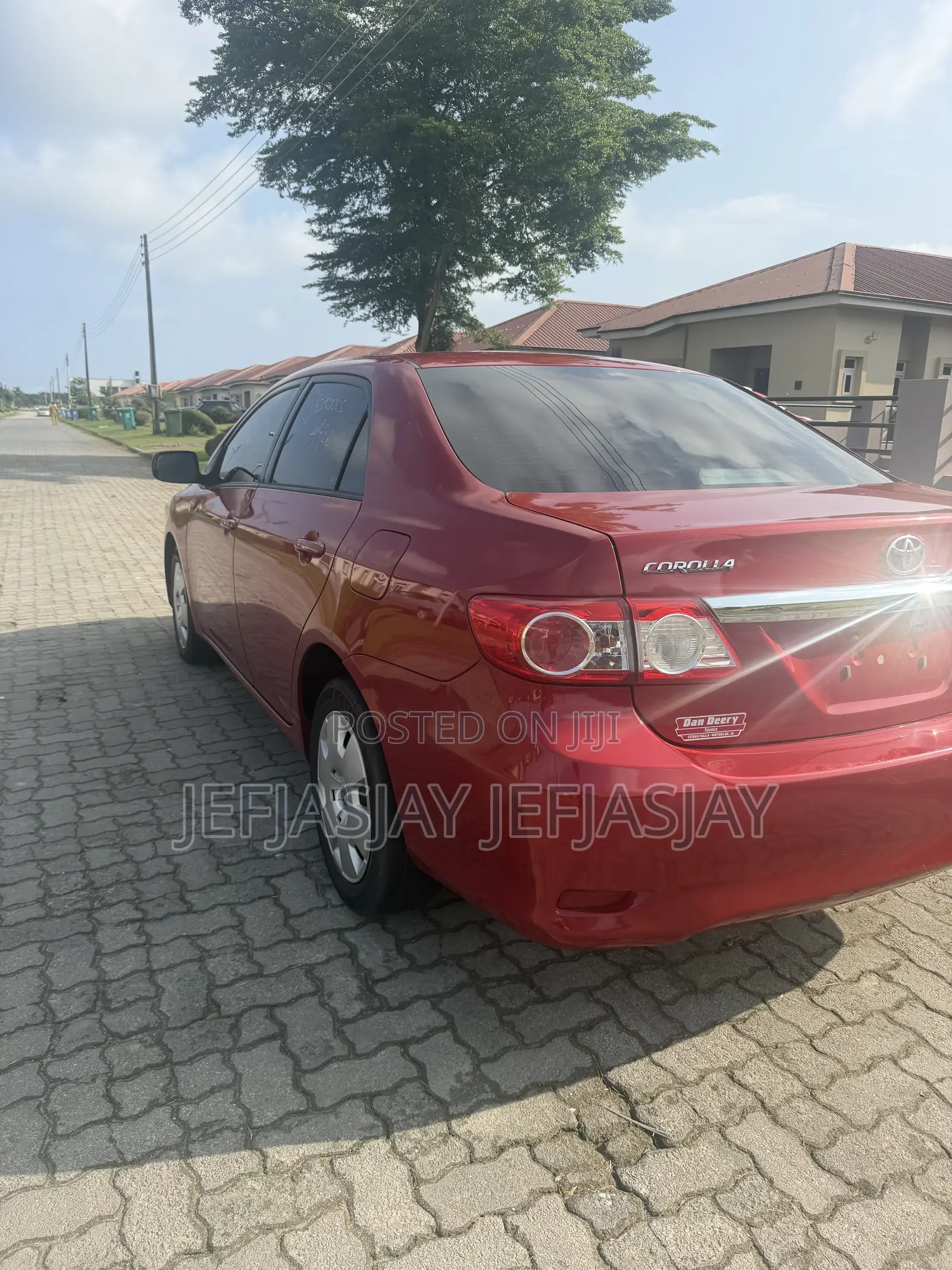 Toyota Corolla LE 4dr Sedan (1.8L 4cyl 4A) 2012 Red