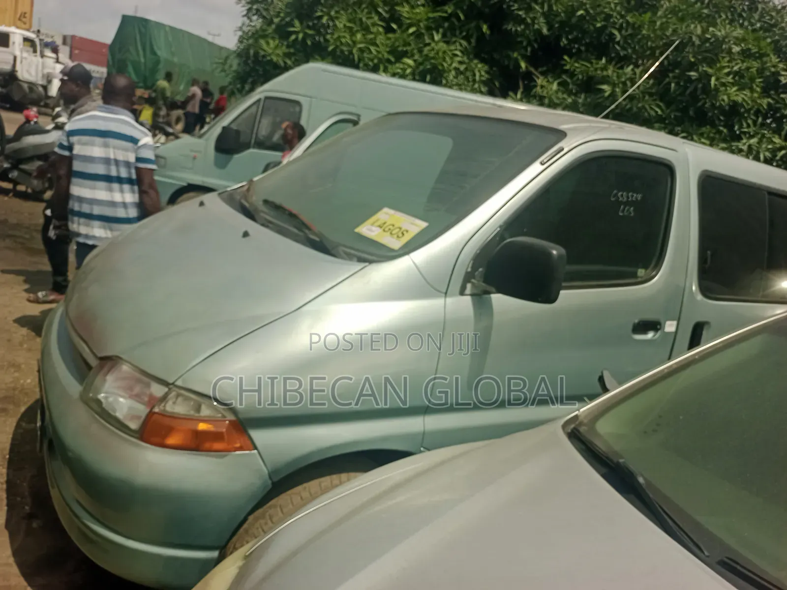 Toyota HiAce 2002 Green