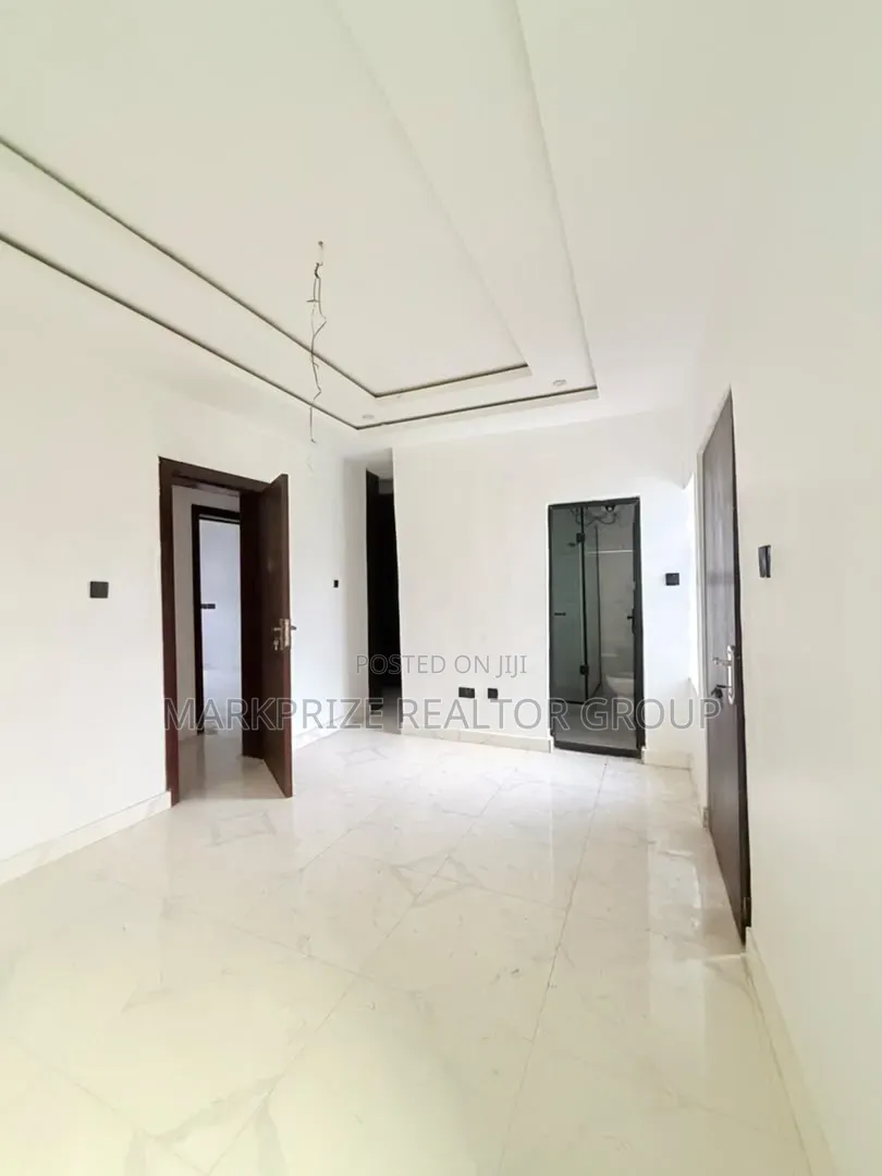 4bdrm Duplex in Ago Palace Lagos for sale