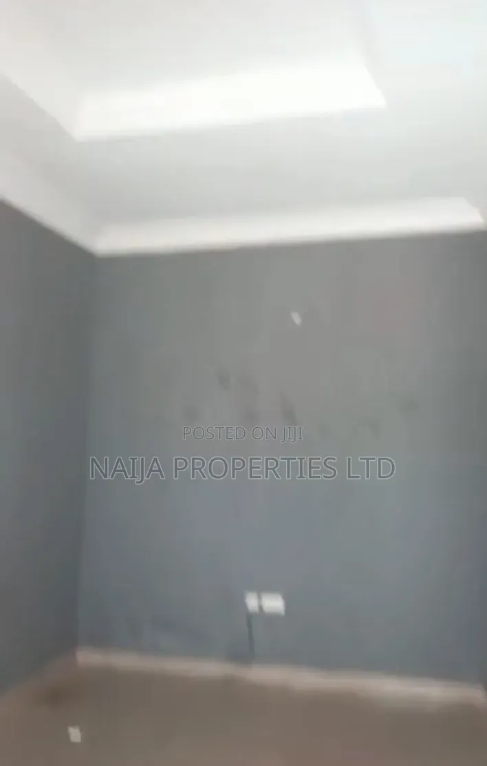 Mini Flat in Lakowe Golf Rd for rent