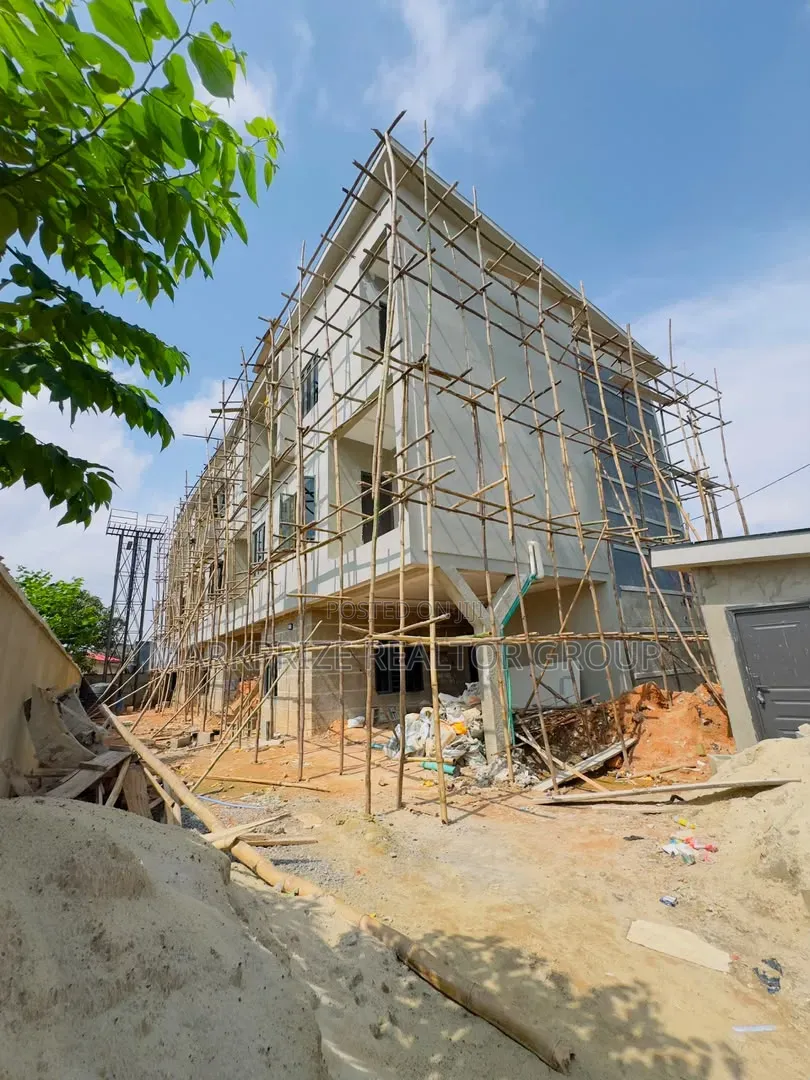 4bdrm Duplex in Ojodu Berger Lagos for sale