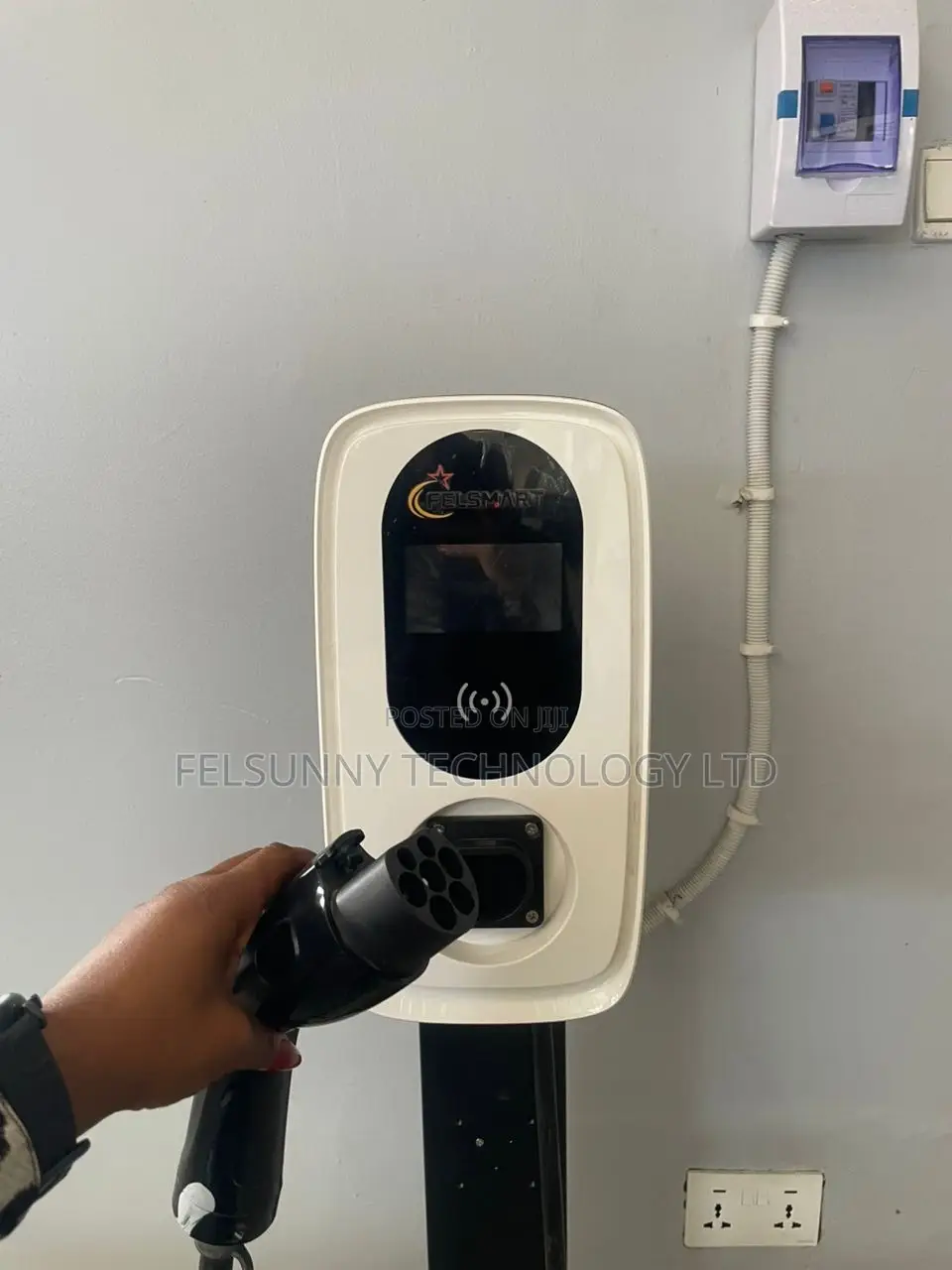 Electric Vehicle Home Charger 7kw