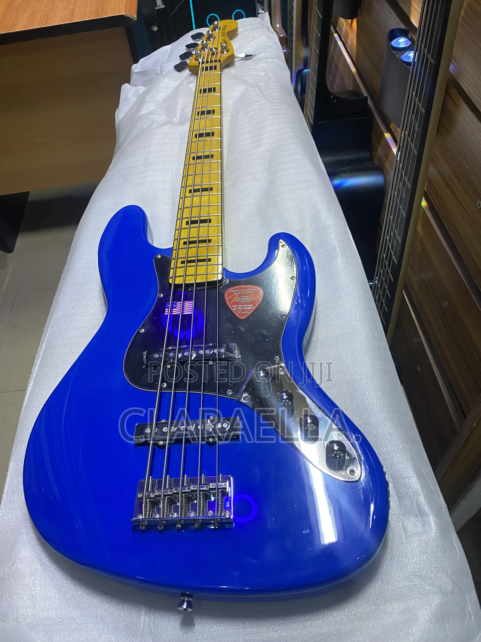 Squire by Fender Jazz Bass Guitar