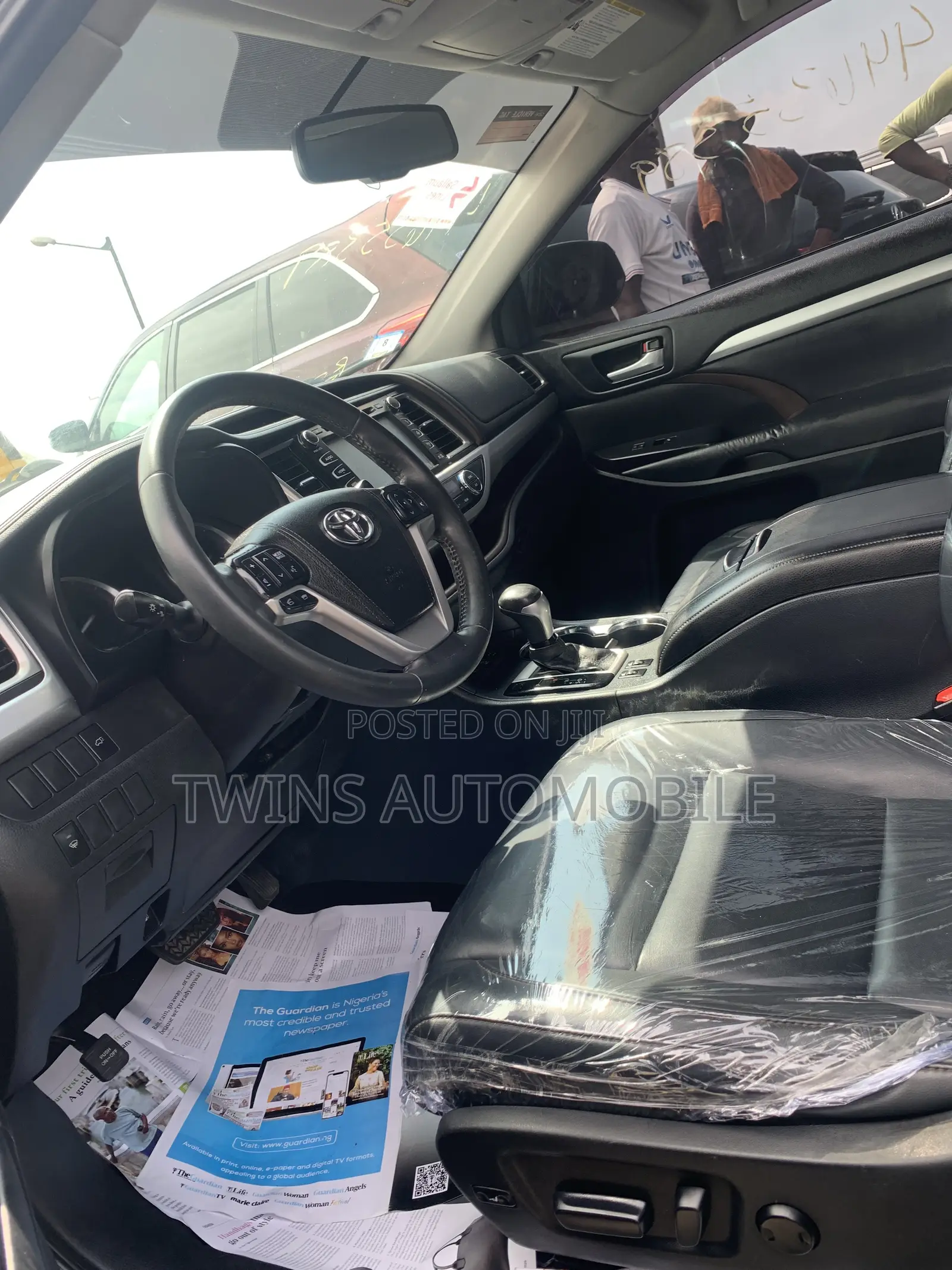 Toyota Highlander XLE 4dr SUV AWD (3.5L 6cyl 6A) 2015 Silver