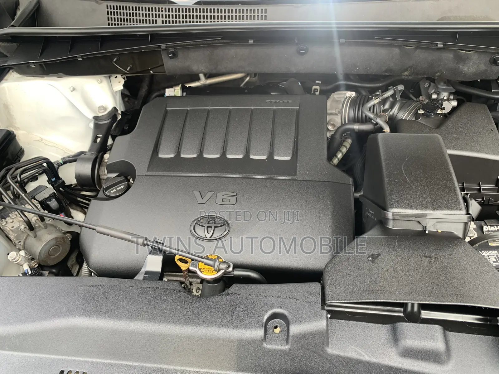 Toyota Highlander XLE 4dr SUV AWD (3.5L 6cyl 6A) 2015 Silver