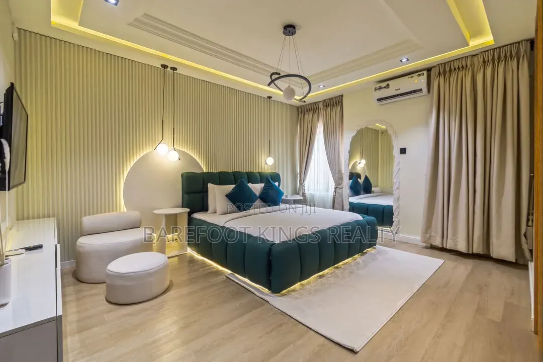 Luxurious 1Bedroom With Pool and PS5