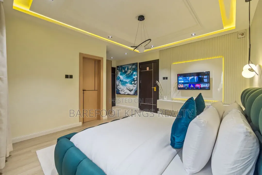 Luxurious 1Bedroom With Pool and PS5