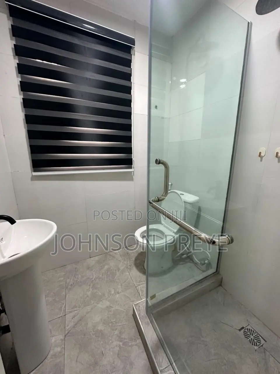 Furnished Studio Apartment in Lekki Proper for rent