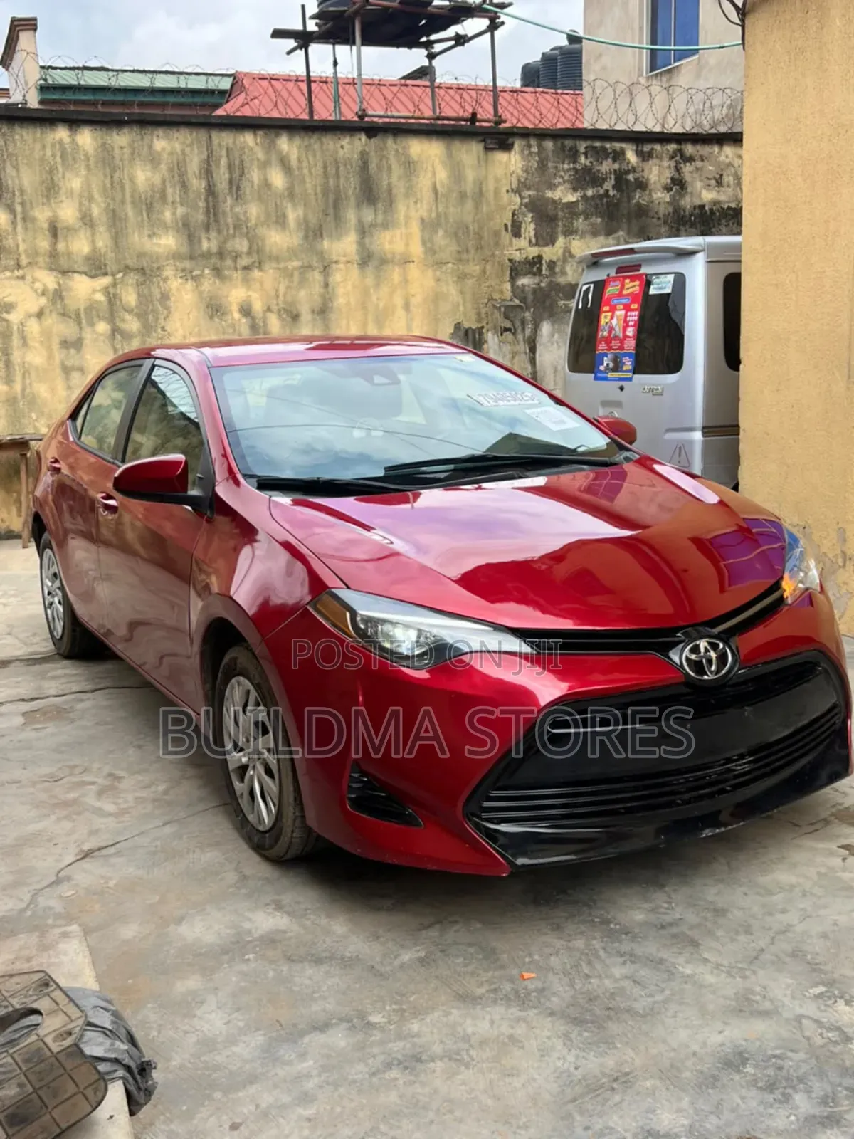 Toyota Corolla LE Eco (1.8L 4cyl 2A) 2018 Red