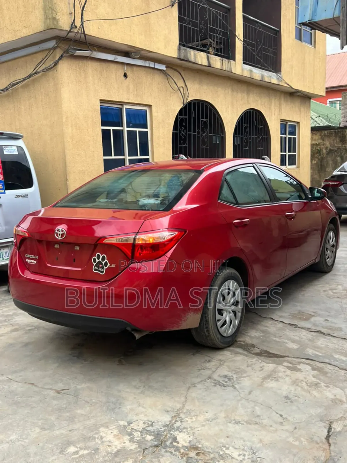 Toyota Corolla LE Eco (1.8L 4cyl 2A) 2018 Red