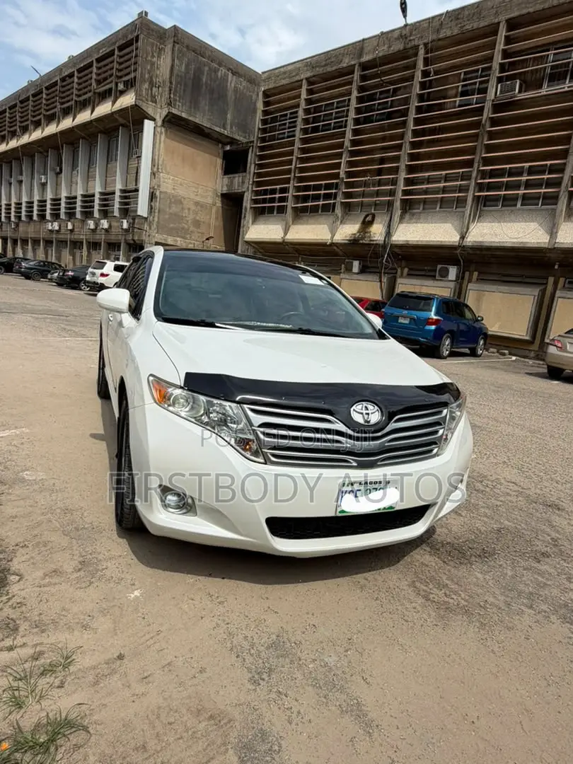 Toyota Venza 2012 White