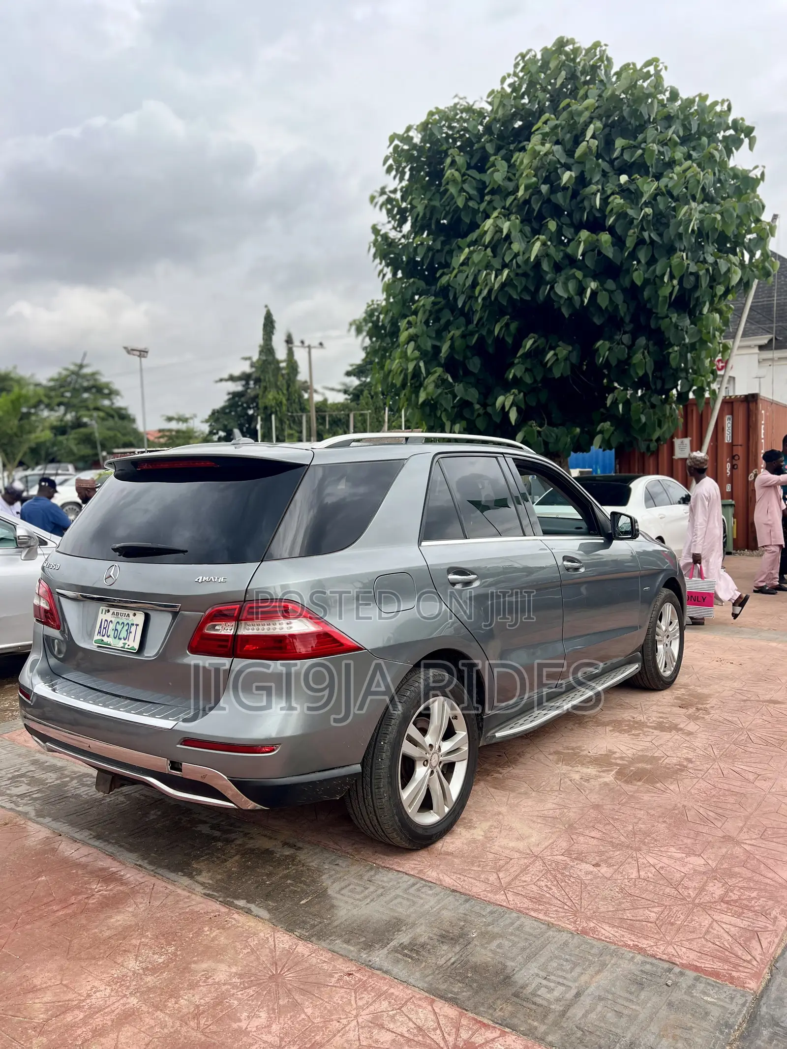 Mercedes-Benz M Class 2012 Gray