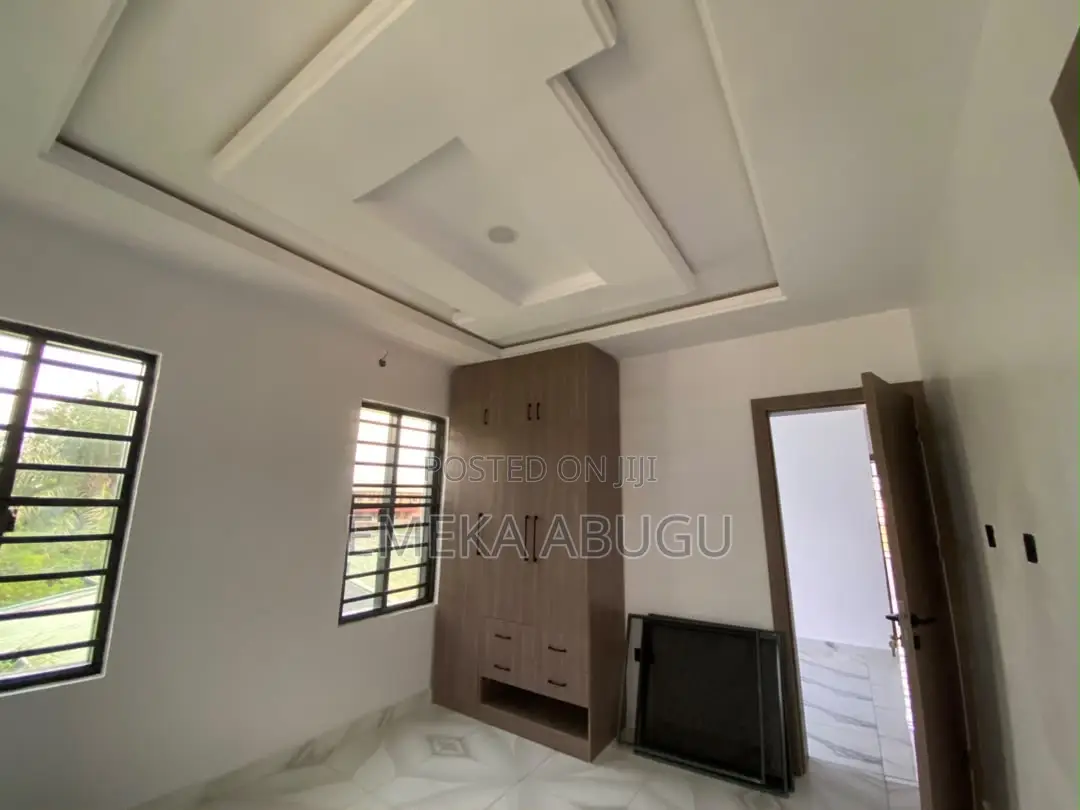 Furnished 4bdrm Duplex in Agodi for rent