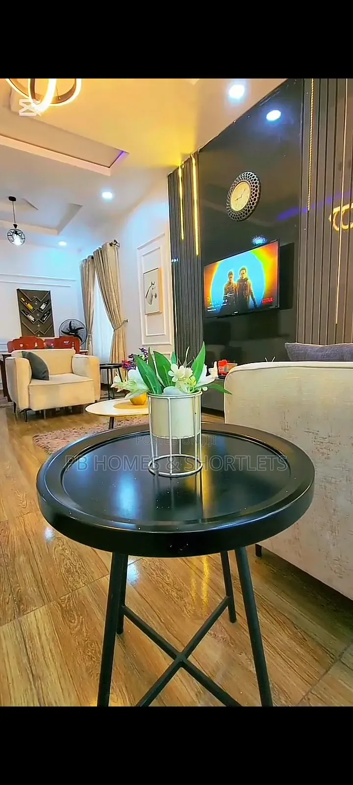 Tastefully Furnished 2 Bedroom Apartment