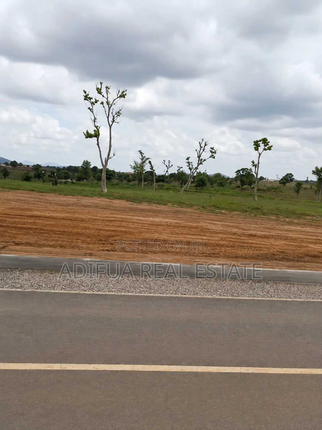 100.99 Hectares Directly Facing the Tarred Road