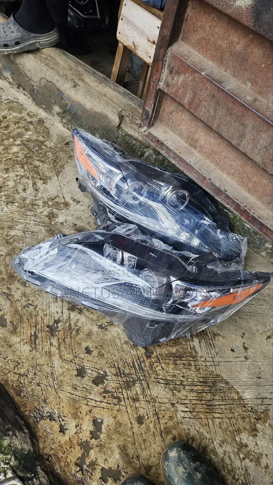 Headlight Lexus ES350 2018