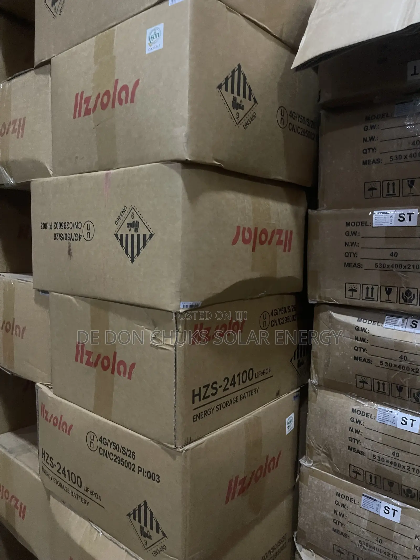 7.6KWH 24V HZ Solar Lithium Battery