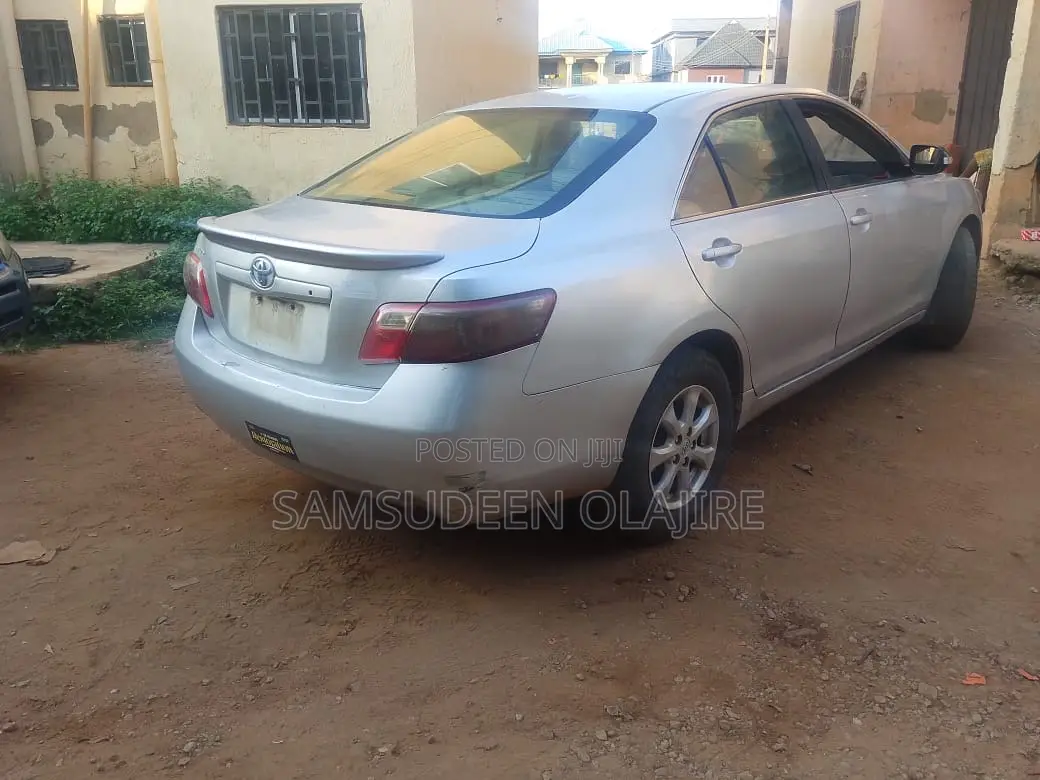 Toyota Camry 2008 Silver