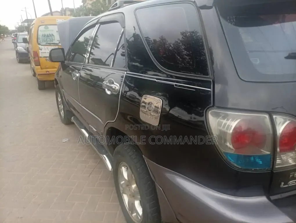 Lexus RX 300 4WD 2002 Black