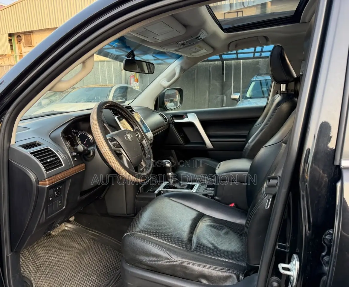 Toyota Land Cruiser Prado 4.0 2019 Black