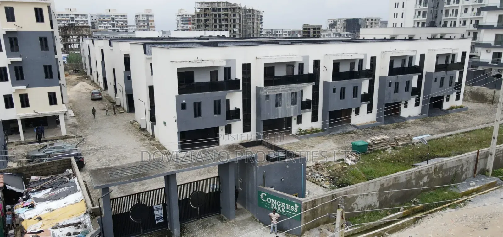 3bdrm Apartment in Lekki Phase 1 for rent