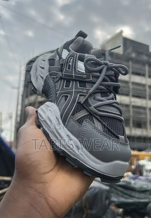 Quality Double Sole Unisex Sneakers for Children