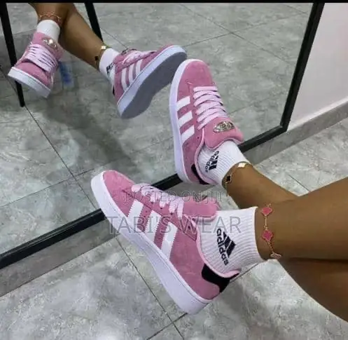 Unisex Adidas Sneakers