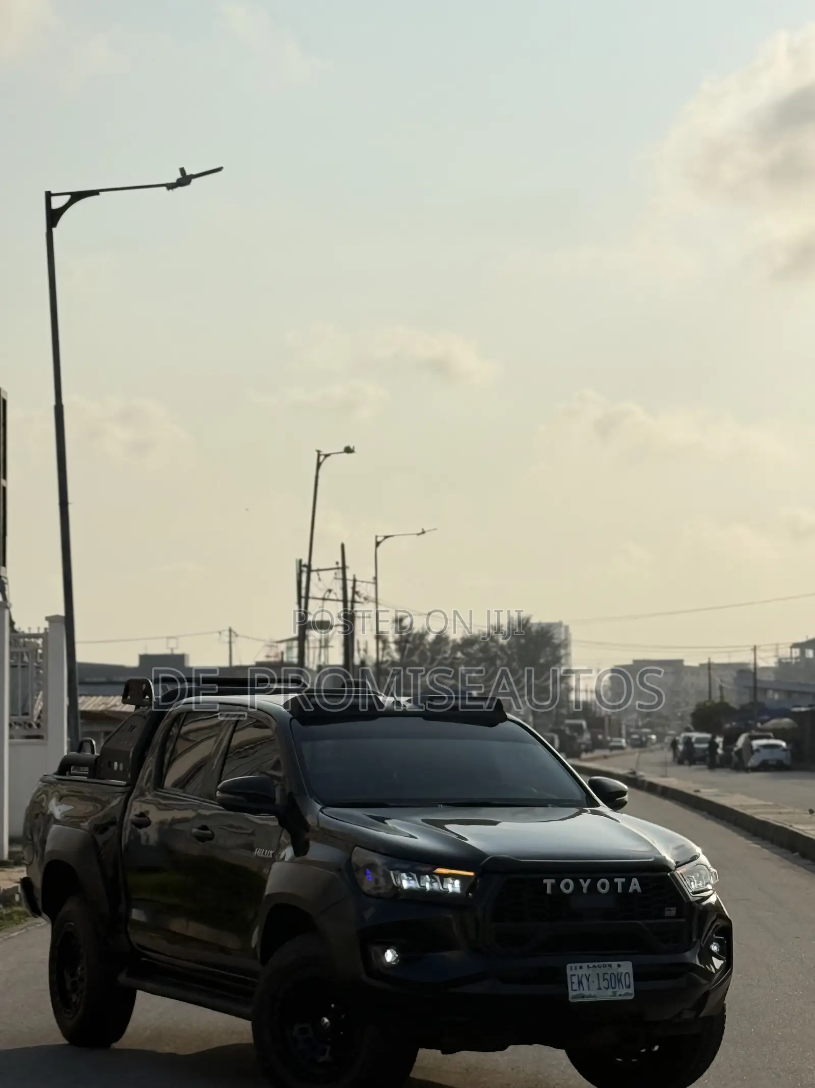 Toyota Hilux 2019 Black