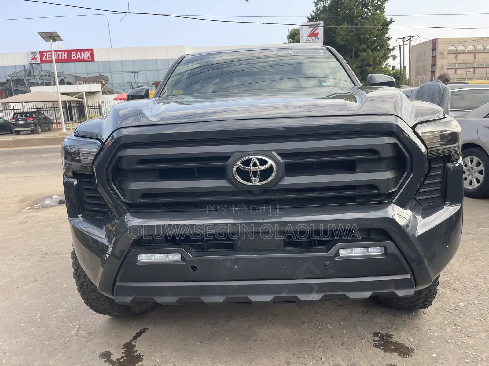 Toyota Tacoma SR5 Double Cab 6' Bed AT 2024 Gray