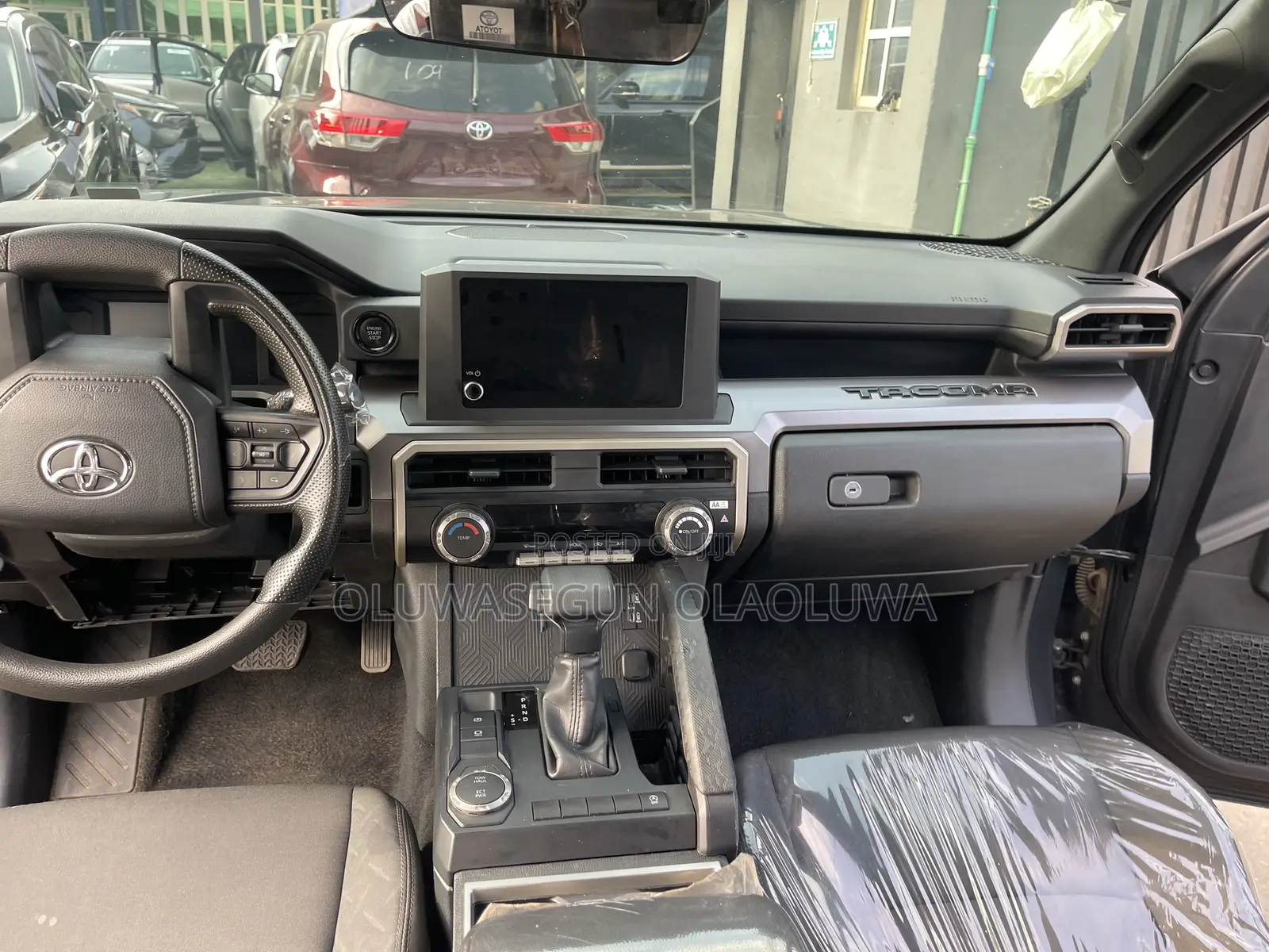 Toyota Tacoma SR5 Double Cab 6' Bed AT 2024 Gray