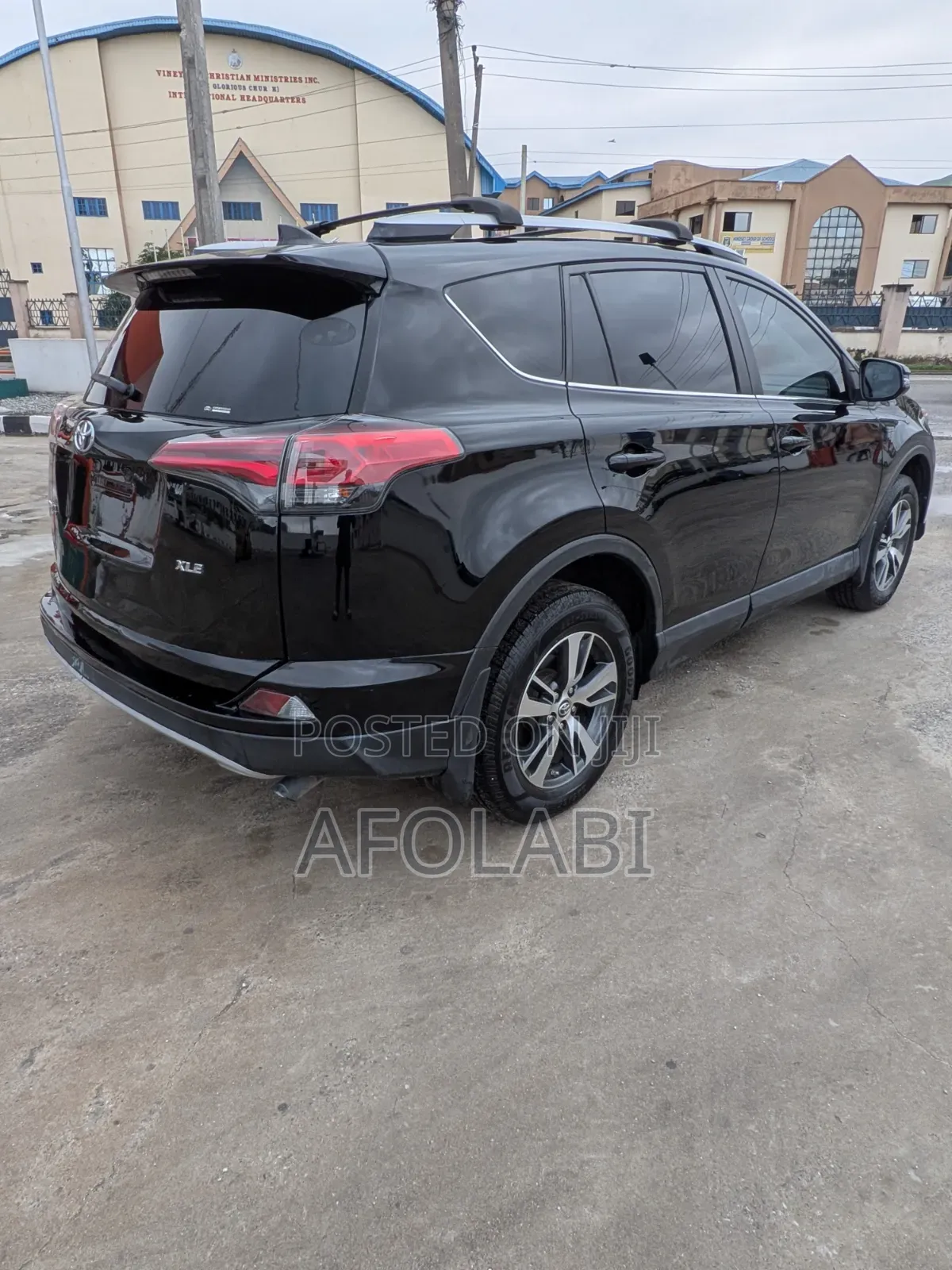 Toyota RAV4 XLE 4dr SUV (2.5L 4cyl 6A) 2018 Black