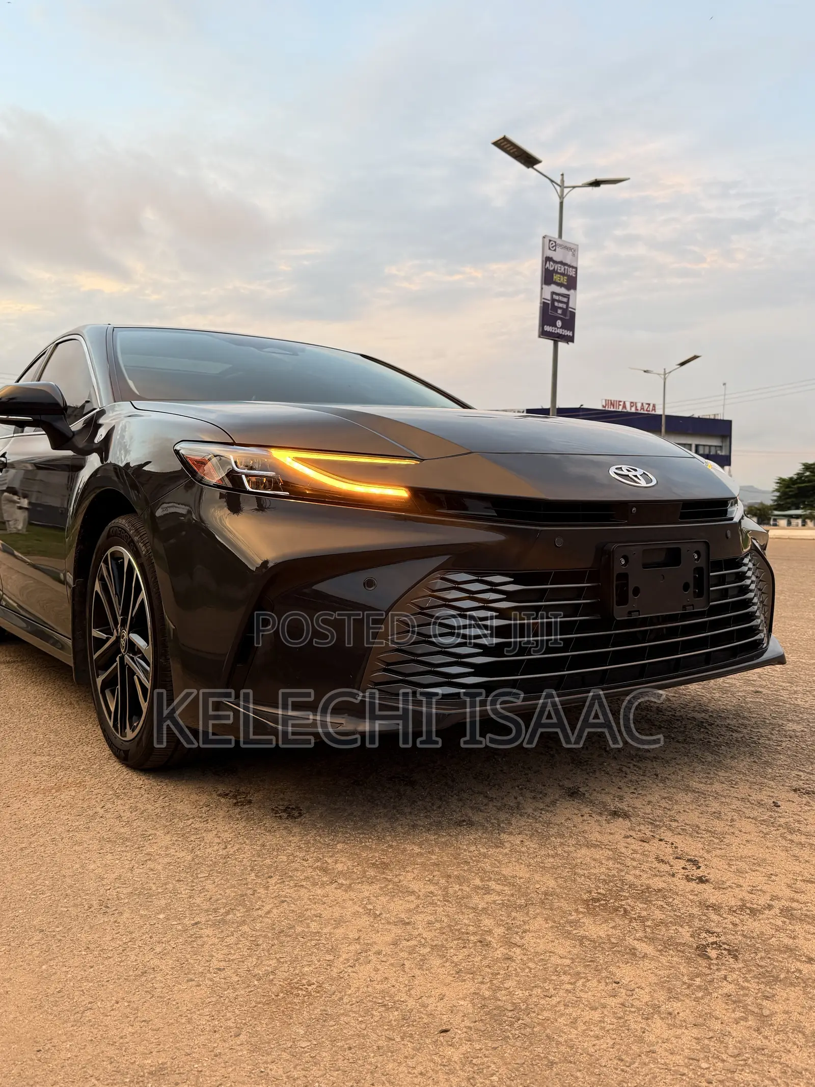 Toyota Camry XLE 2025 Gray