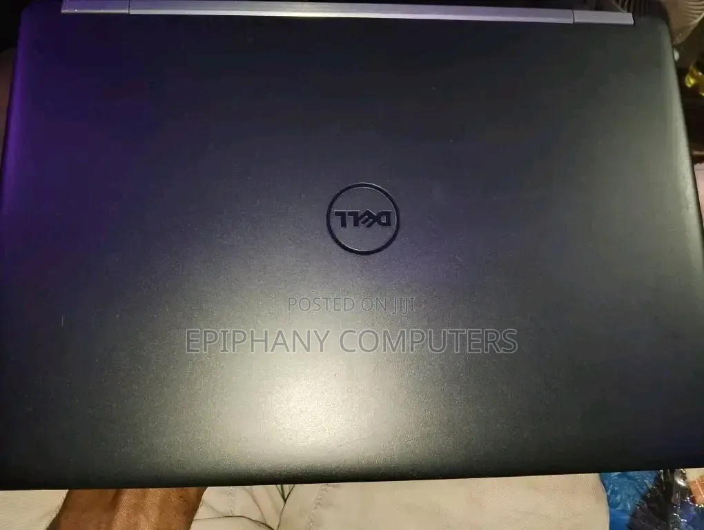Laptop Dell Precision 5470 8GB Intel Core i5 SSD 256GB