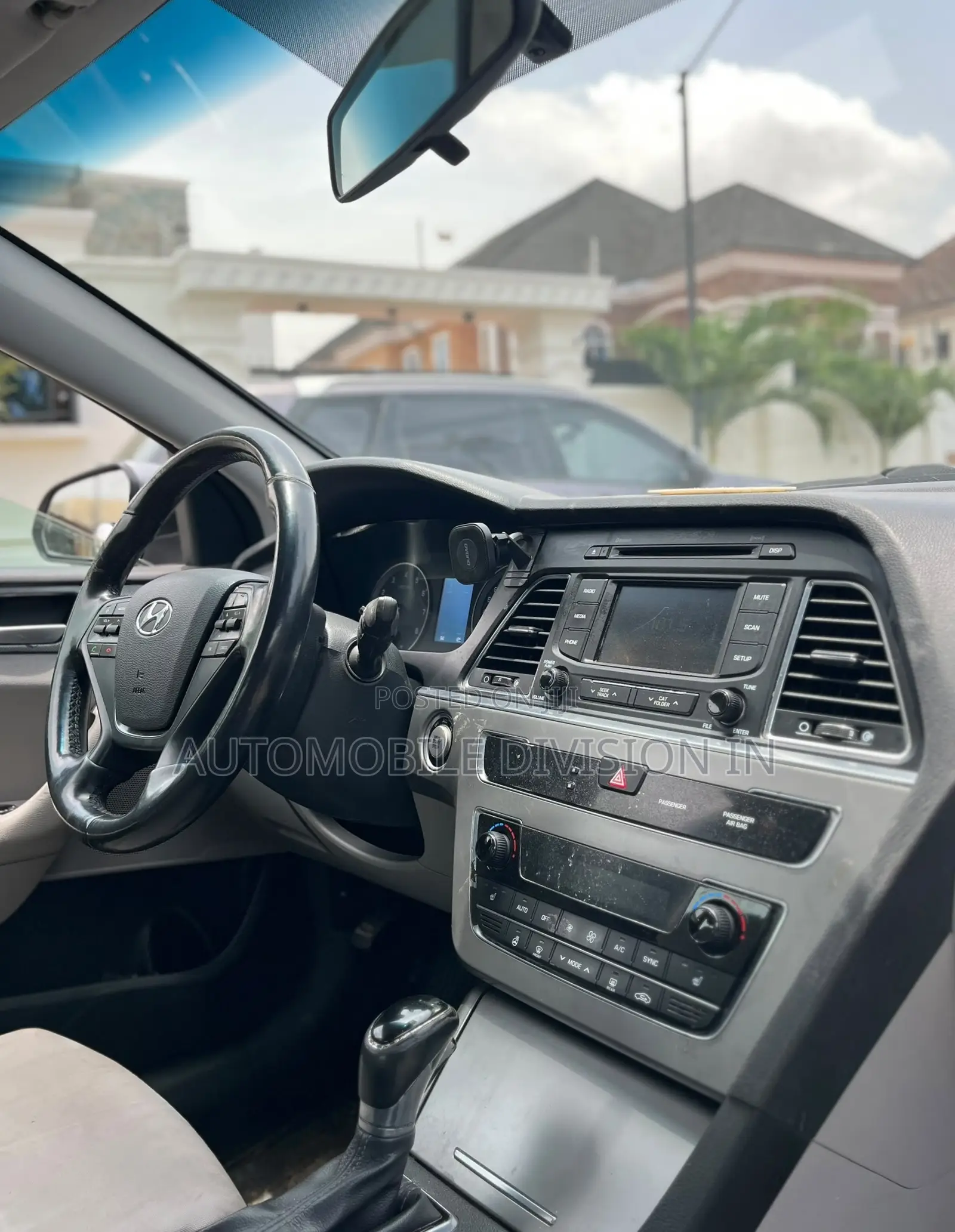 Hyundai Sonata SE 4dr Sedan (2.4L 4cyl 6A) 2014 Gray