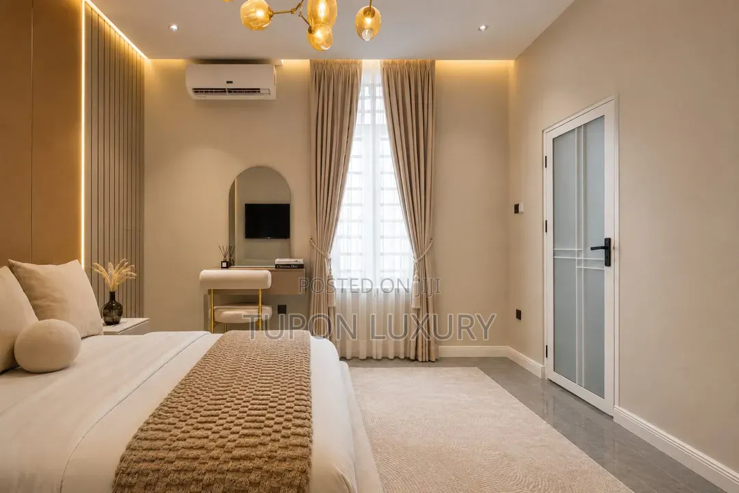 3 Bedroom Private Compound With Bathtub, Lounge,Table Tennis PS5,