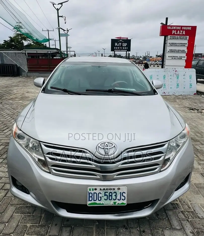 Toyota Venza 2012 Silver