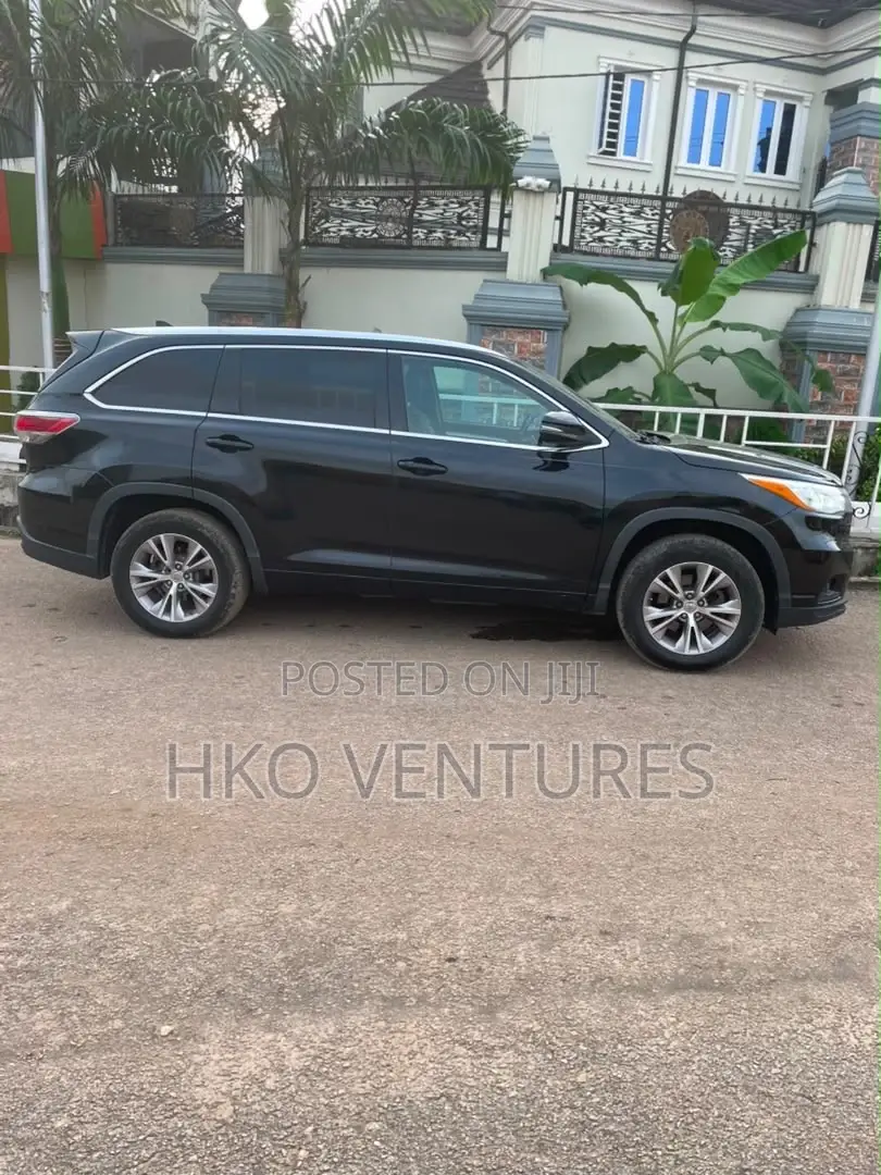 Toyota Highlander XLE 4dr SUV (3.5L 6cyl 6A) 2015 Black