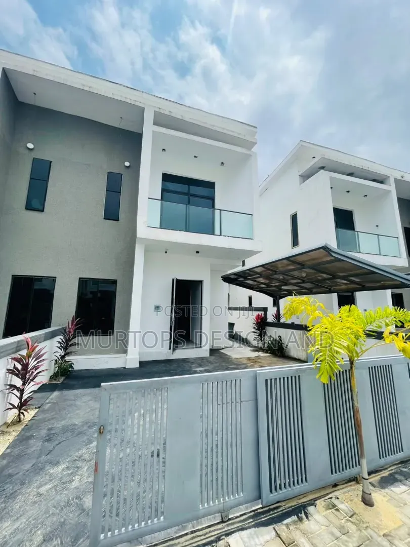 4bdrm Duplex in Lekki Phase 2 for rent