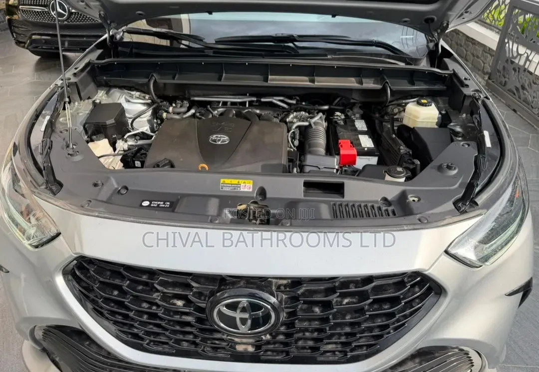 Toyota Highlander 2021 Gray