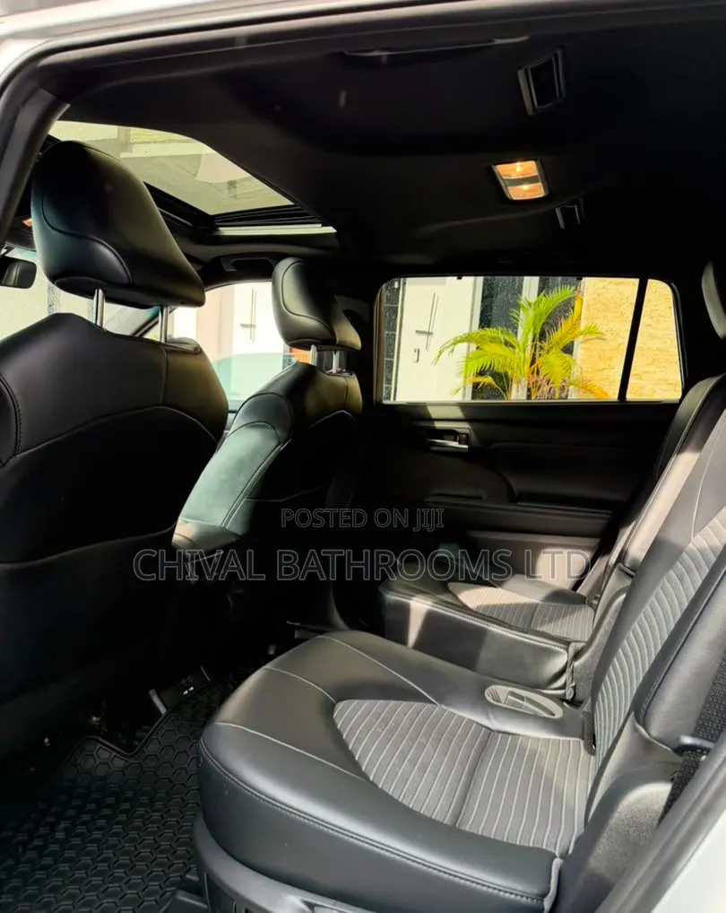 Toyota Highlander 2021 Gray