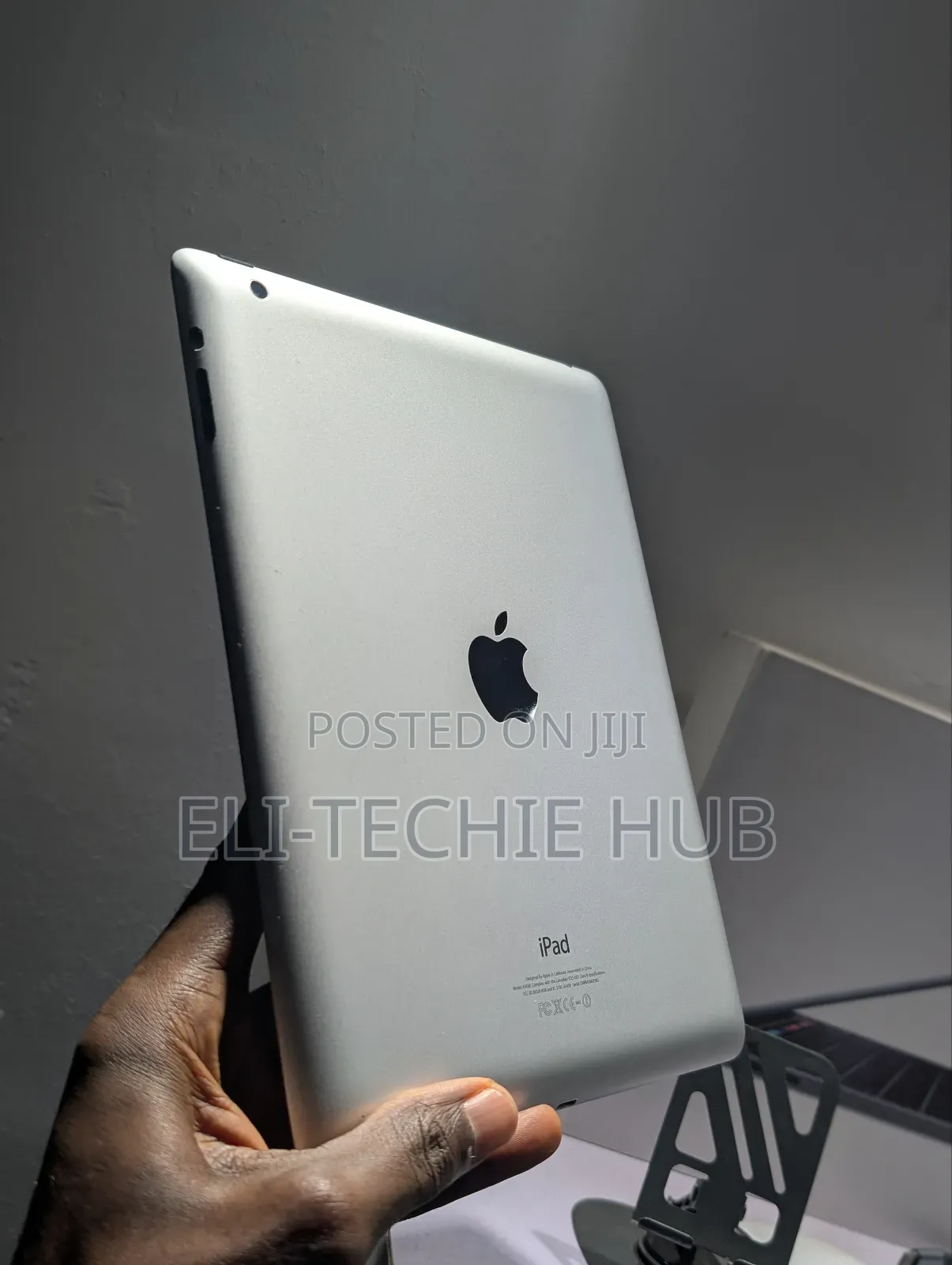 Apple iPad 4 Wi-Fi 16 GB Silver