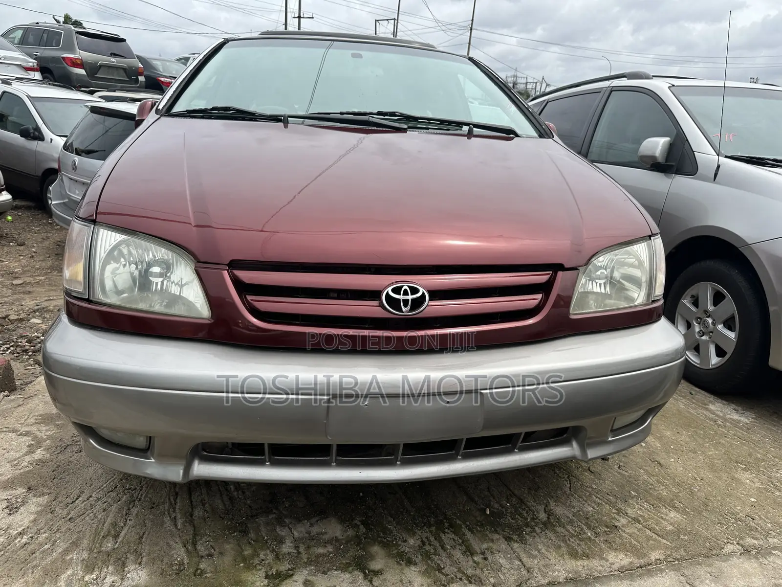 Toyota Sienta 2003 Red