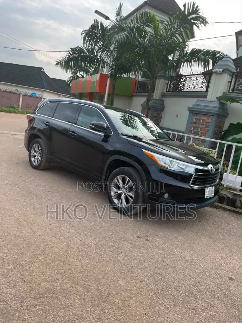 Toyota Highlander XLE 4dr SUV (3.5L 6cyl 6A) 2015 Black