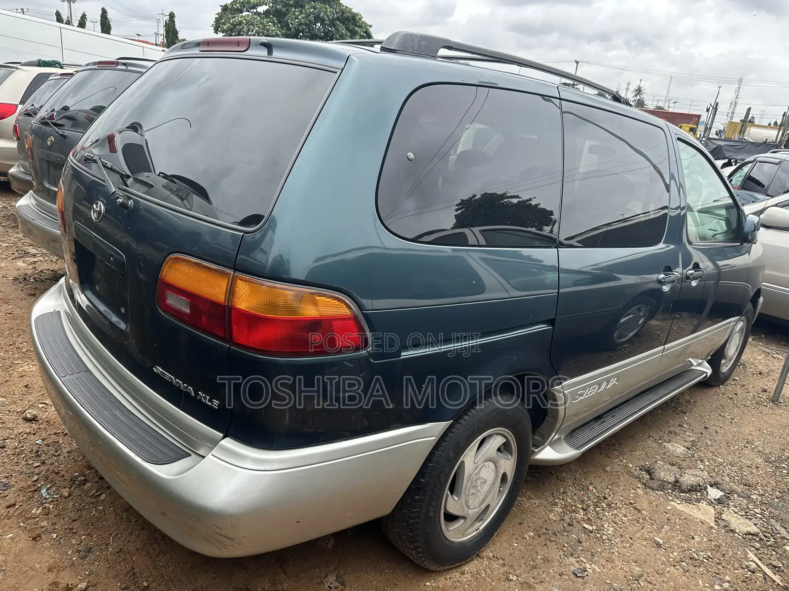 Toyota Sienna LE 2003 Green
