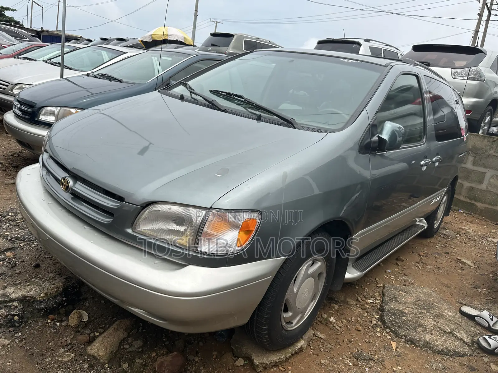 Toyota Sienna XLE 2003 Green